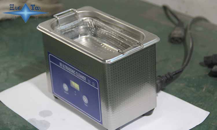 47000HZ震動(dòng)頻率的家用超聲波清洗機(jī),不止洗眼鏡哦! 47000HZ震動(dòng)頻率的家用超聲波清洗機(jī),不止洗眼鏡哦!