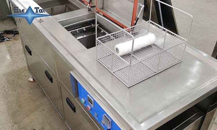 超聲波清洗機在食品加工行業(yè)的應(yīng)用，如何清洗食品加工設(shè)備？