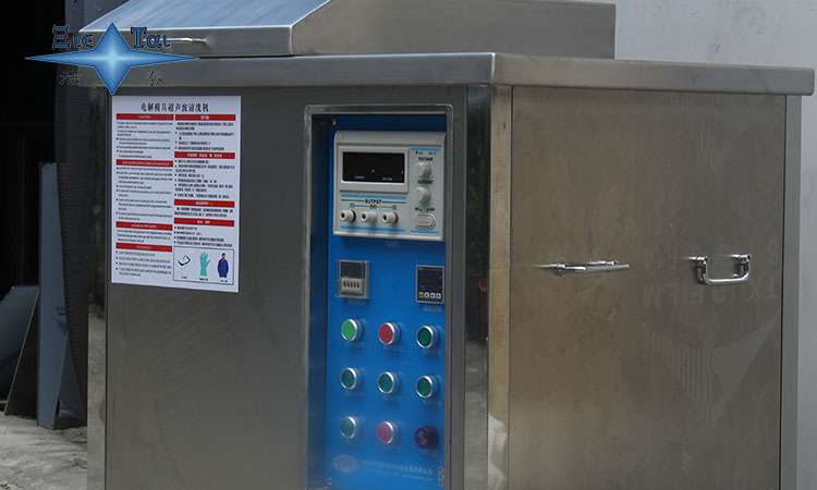 超聲波清洗機:高效清潔金屬餐具的利器 超聲波清洗機:高效清潔金屬餐具的利器