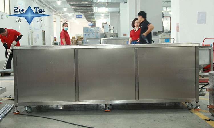 超聲波清洗機在金屬飛機零件清洗中的重要性與應用 超聲波清洗機在金屬飛機零件清洗中的重要性與應用