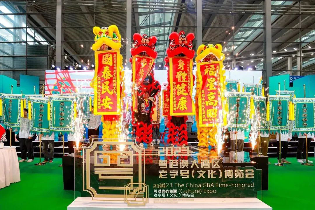 超聲波清洗技術(shù)在電子制造中的關(guān)鍵作用